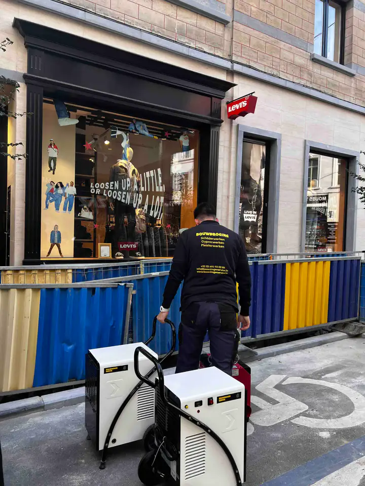 Droge en geurvrije kelderopslag na de werken bij Levi’s®