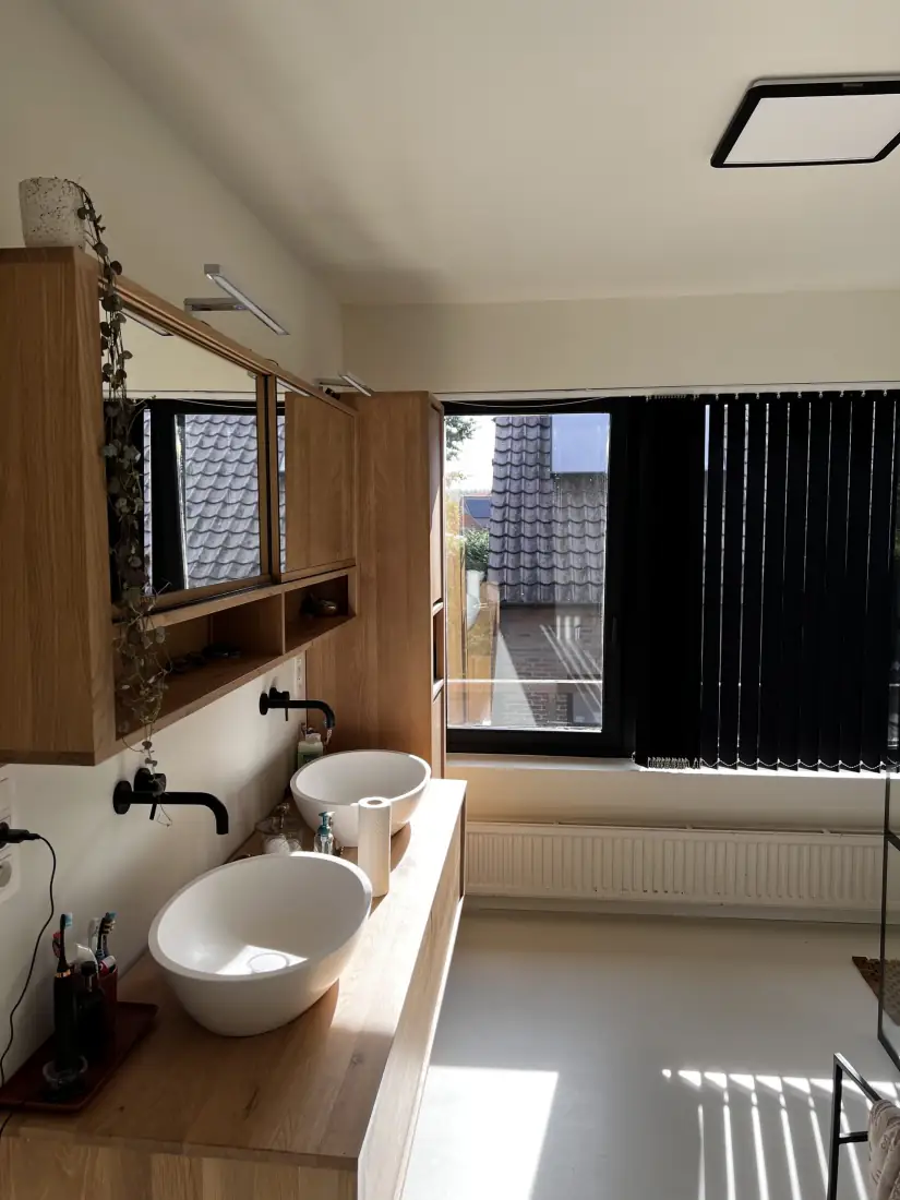Vochtmeting om het vochtgehalte in de muur te bepalen